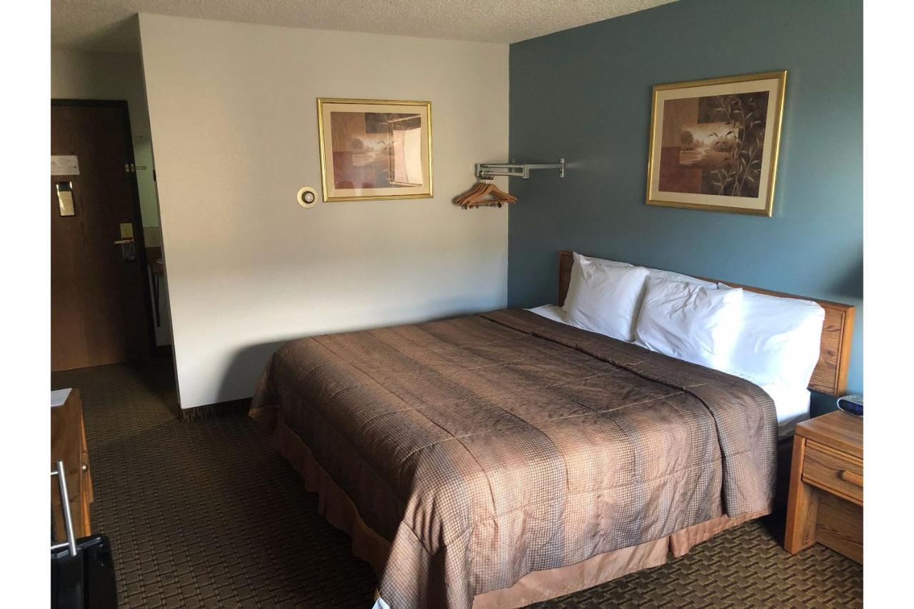 Oyo Hotel Glendive - Yellowstone River Εξωτερικό φωτογραφία
