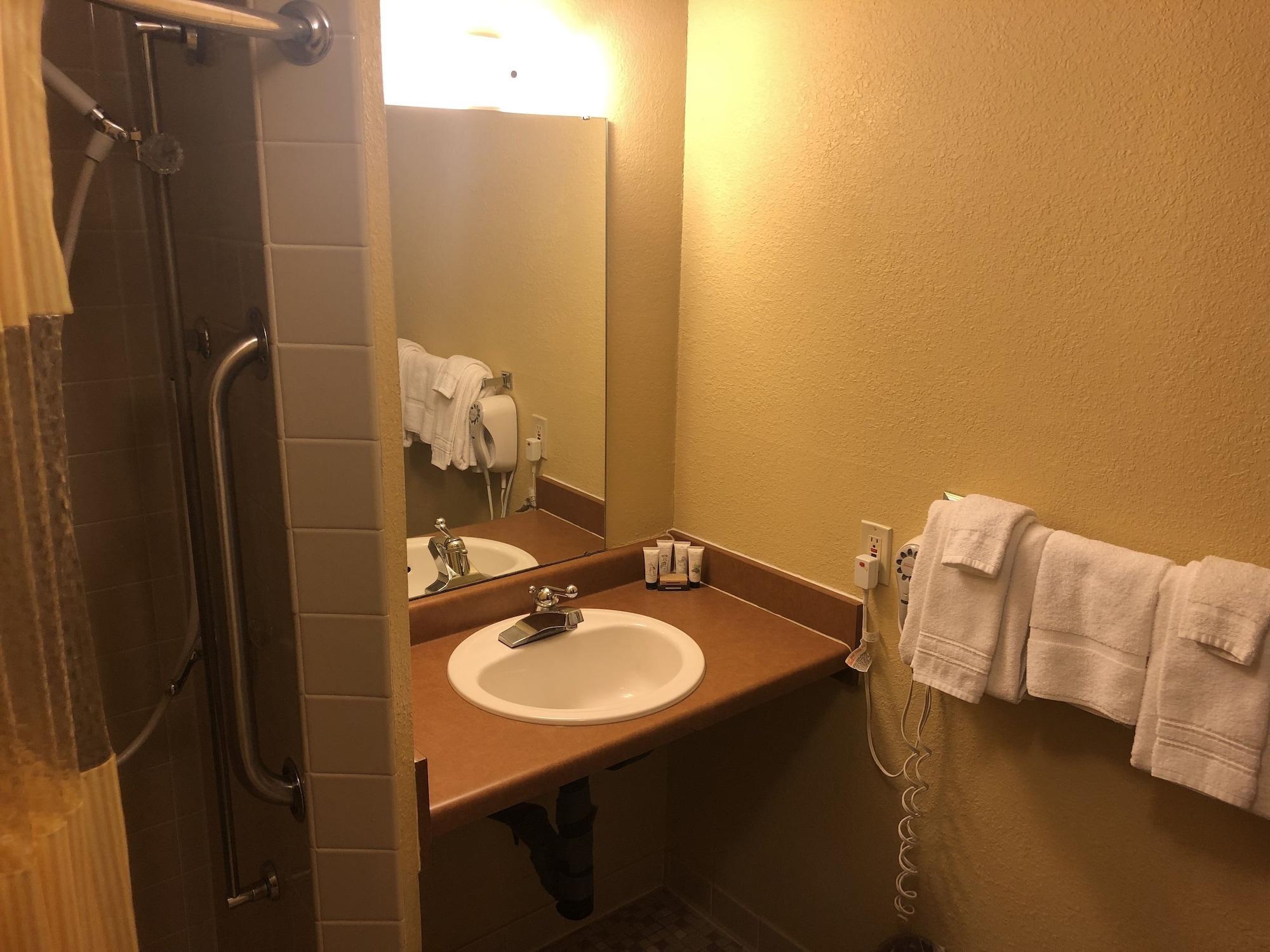 Oyo Hotel Glendive - Yellowstone River Εξωτερικό φωτογραφία